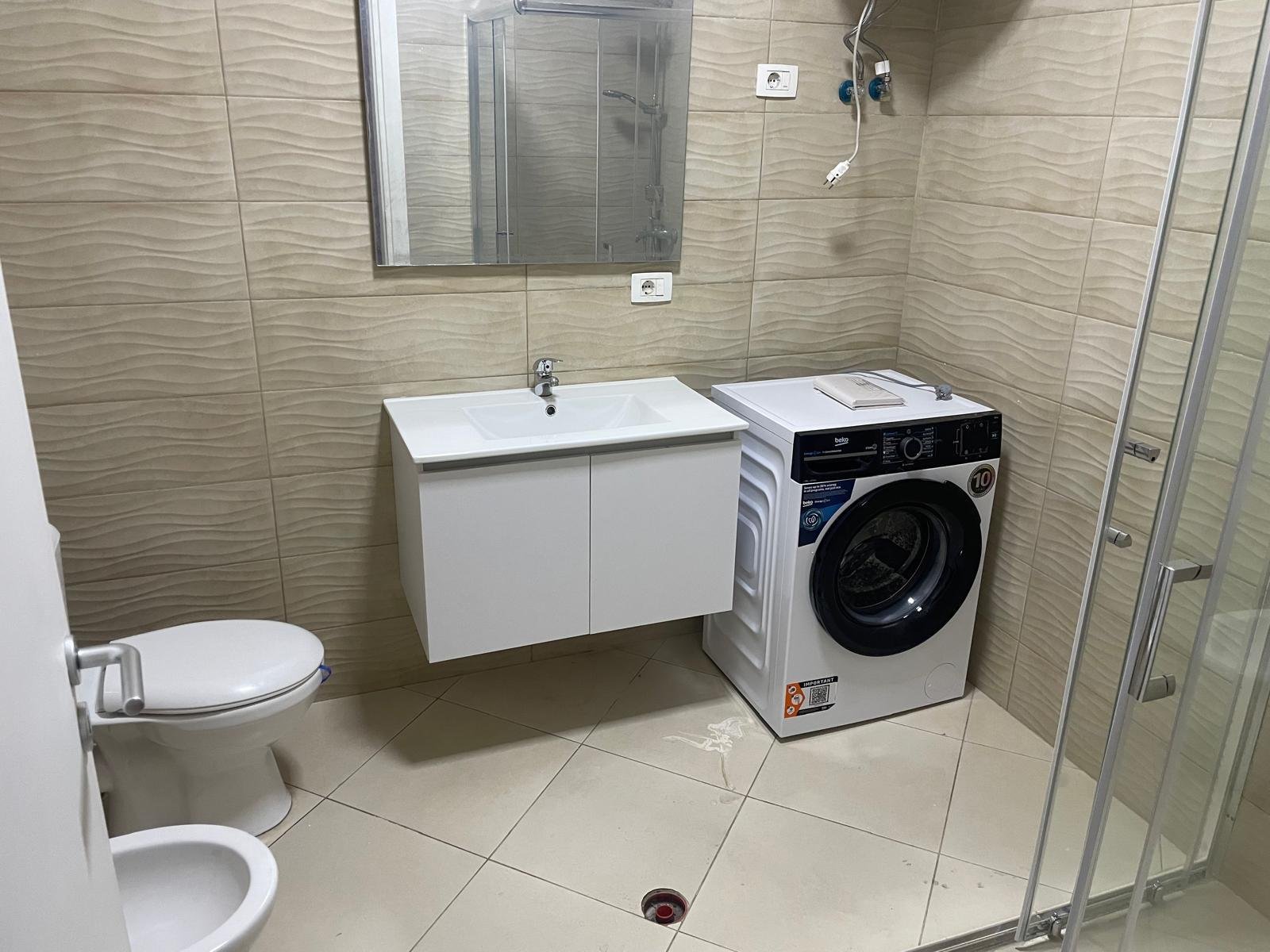 APARTAMENT ME QIRA 1+1 5 MAJI 42.000 LEKE