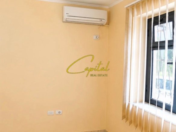 GARSONIERE ME QIRA 47 M2 PAZARI I RI 42.000 LEKE
