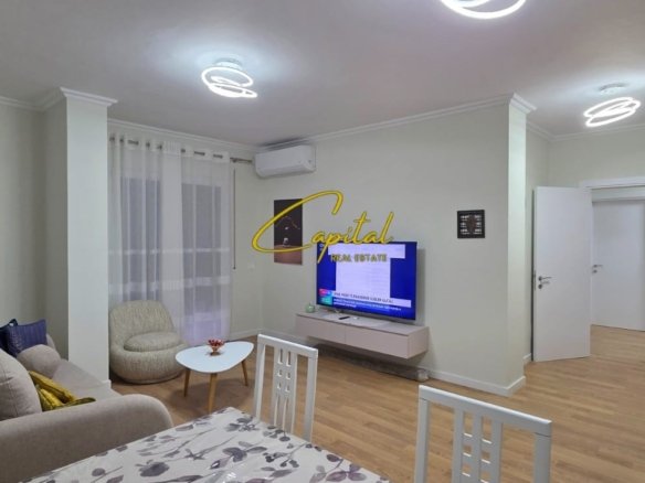 APARTAMENT ME QIRA 2+1 PAZARI I RI 90.000 LEKE