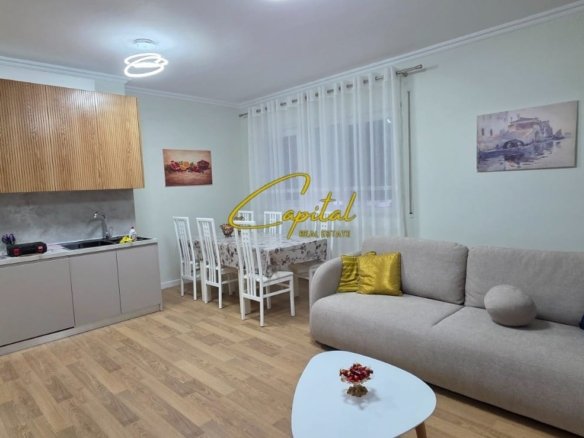 APARTAMENT ME QIRA 2+1 PAZARI I RI 90.000 LEKE