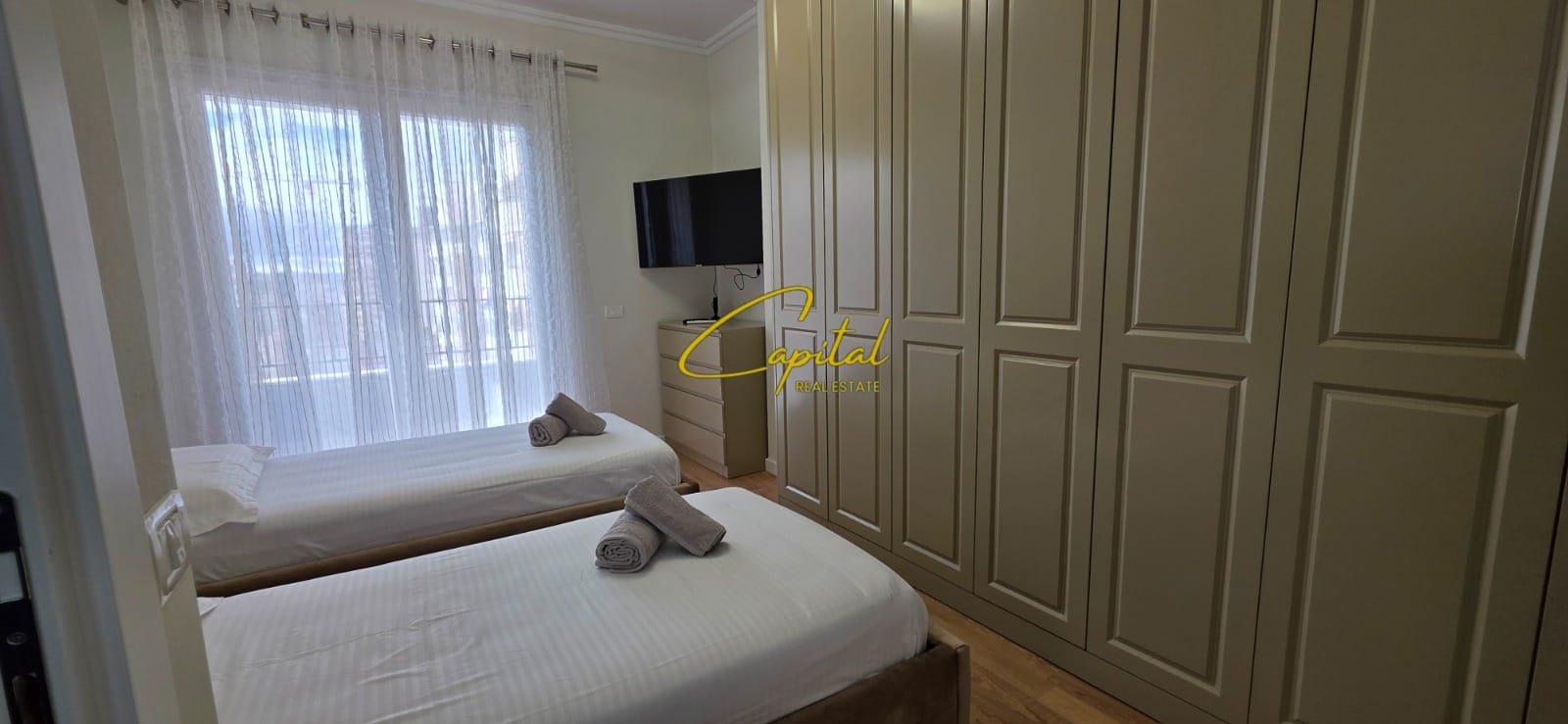 WhatsApp Image 2026-09-01 at 3.34.30 PM (2) APARTAMENT ME QIRA 2+1 PAZARI I RI 90.000 LEKE