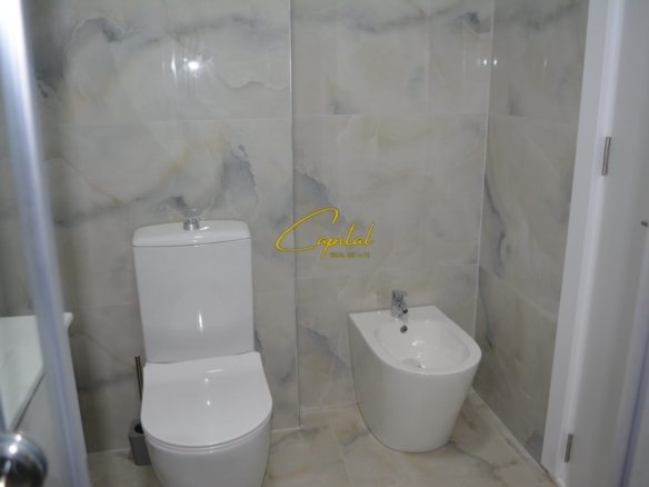 APARTAMENT ME QIRA 2+1 PAZARI I RI 90.000 LEKE