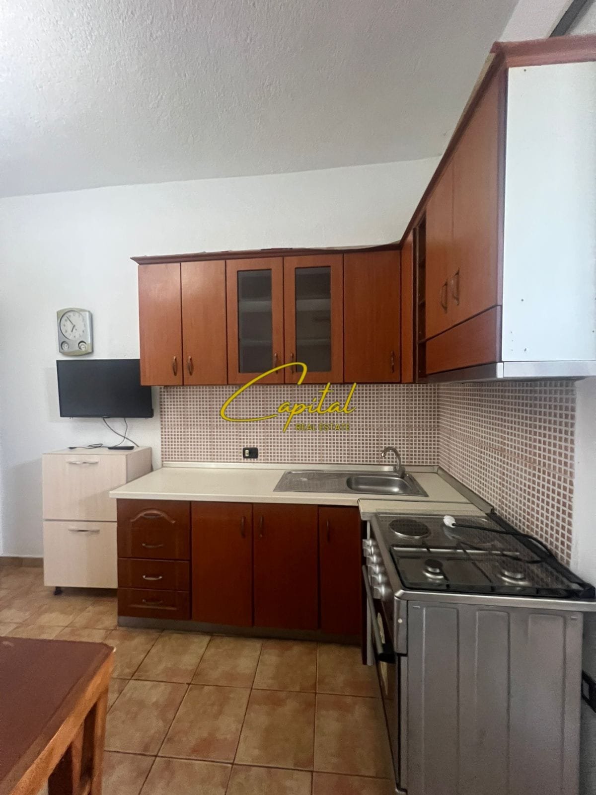 WhatsApp Image 2026-09-02 at 3.11.33 PM (1) APARTAMENT ME QIRA 1+1 ISH STACIONI TRENIT 40.000 LEKE