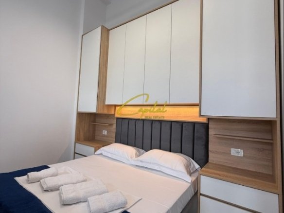 GARSONIERE ME QIRA 30 M2 KOMPLEKSI MAGNET 40.000 LEKE