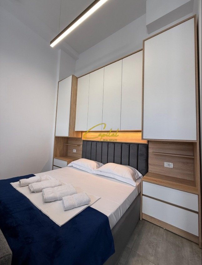 GARSONIERE ME QIRA 30 M2 KOMPLEKSI MAGNET 40.000 LEKE