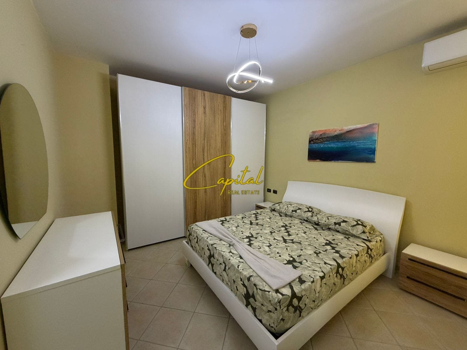APARTAMENT ME QIRA 2+1 QENDER 1000 EURO