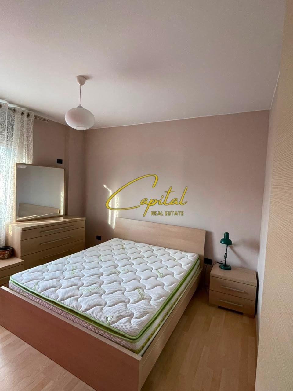 APARTAMENT ME QIRA 2+1 ALI DEMI 80.000 LEKE