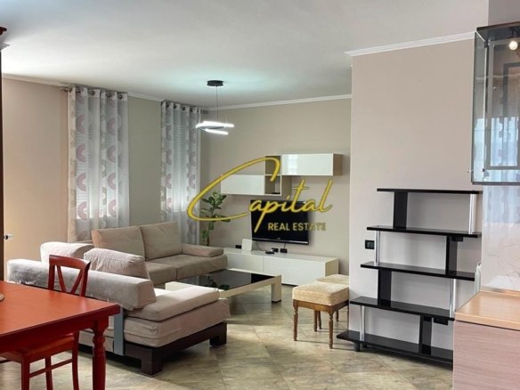 APARTAMENT ME QIRA 2+1 ALI DEMI 80.000 LEKE