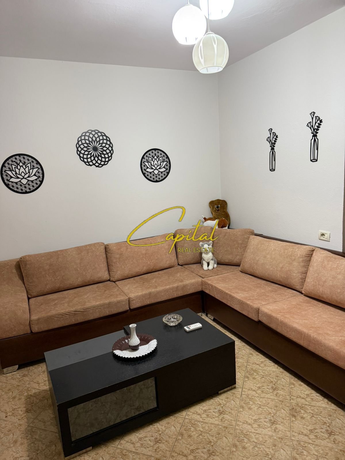 AAPARTAMENT ME QIRA 3+1 RRUGA E DIBRES 65.000 LEKE