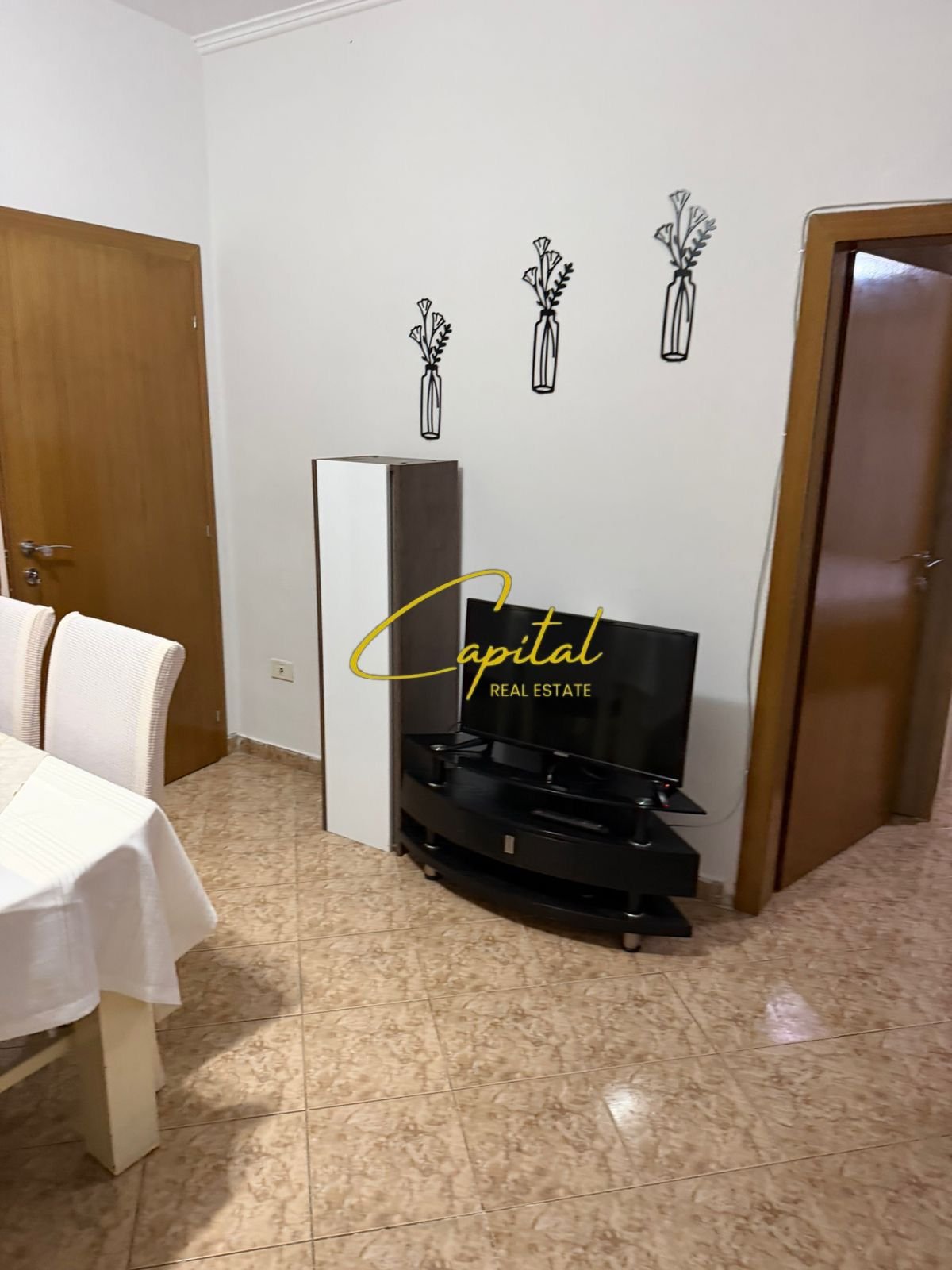 AAPARTAMENT ME QIRA 3+1 RRUGA E DIBRES 65.000 LEKE