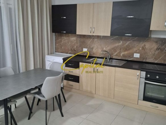 APARTAMENT ME QIRA 1+1 KINOSTUDIO 35.000 LEKE