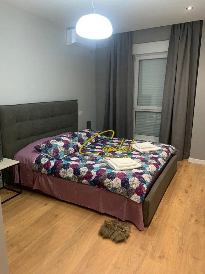APARTAMENT ME QIRA 2+1 21 DHJETORI 75.000 LEKE