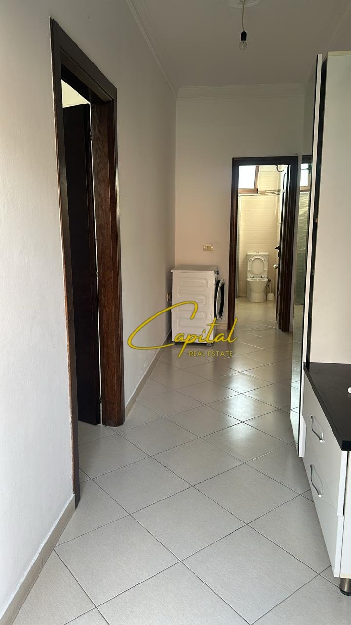 APARTAMENT ME QIRA 2+1 YZBERISHT 40.000 LEKE