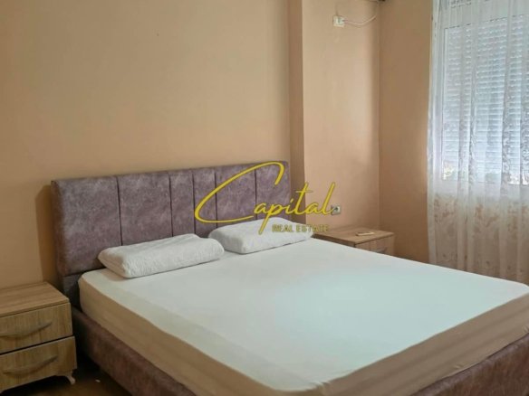 APARTAMENT ME QIRA 1+1 QENDER 55.000 LEKE