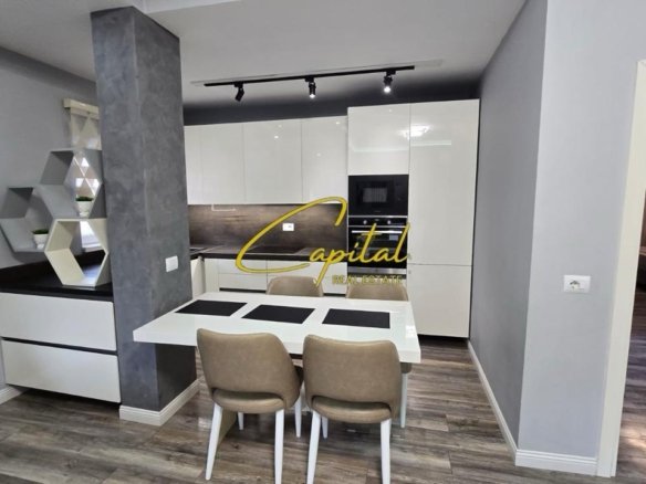 APARTAMENT ME QIRA 2+1 SAUK 60.000 LEKE
