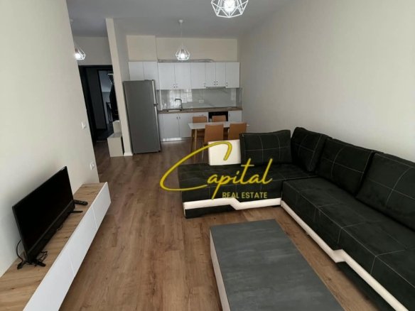 APARTAMENT ME QIRA 1+1 5 MAJI 50.000 LEKE