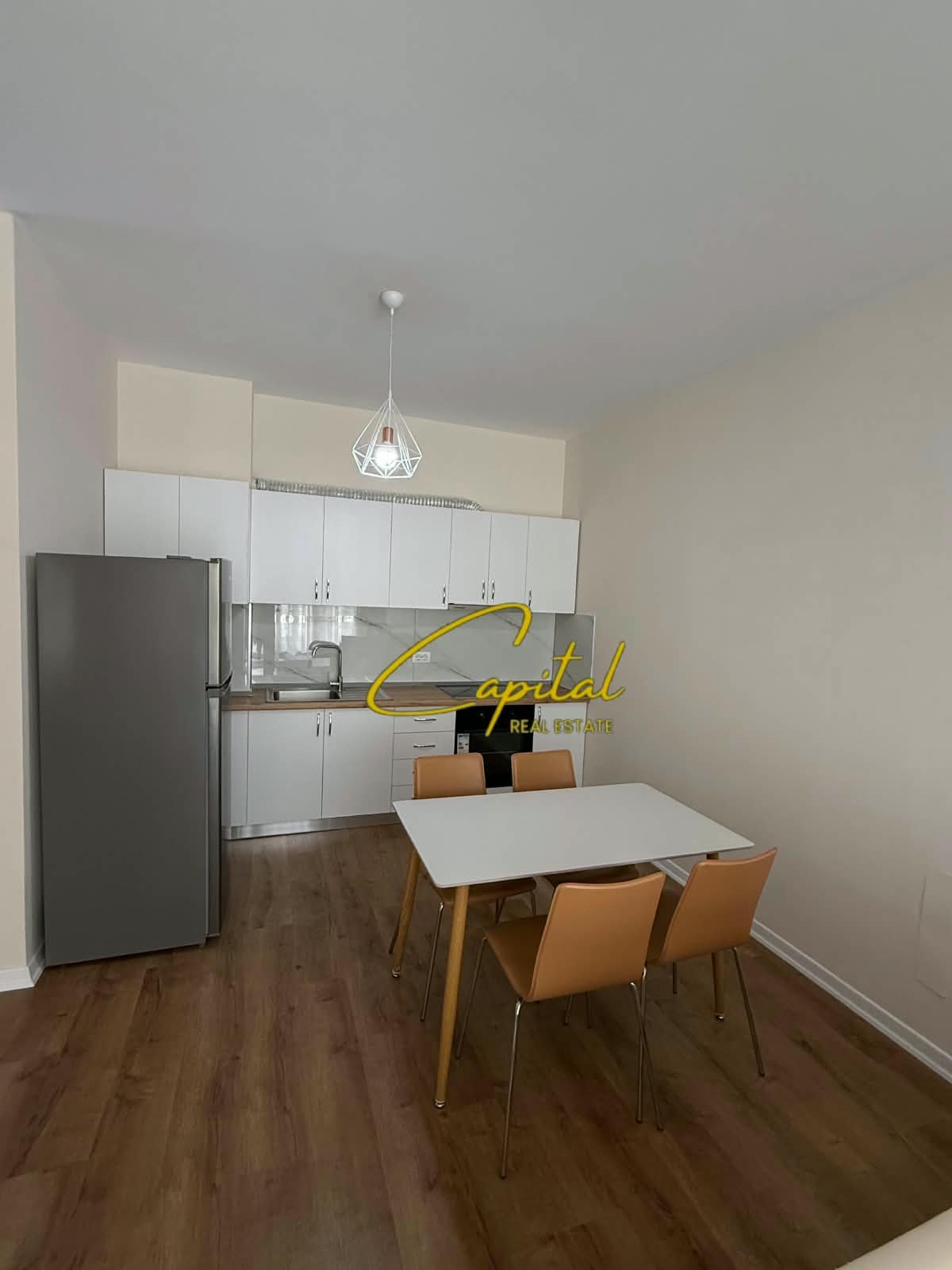 APARTAMENT ME QIRA 1+1 5 MAJI 50.000 LEKE