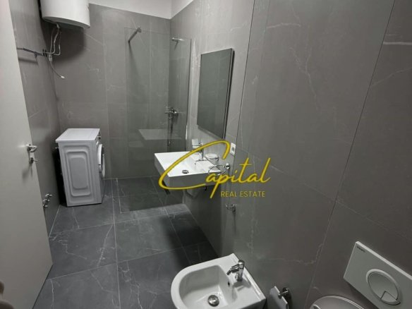 APARTAMENT ME QIRA 1+1 5 MAJI 50.000 LEKE