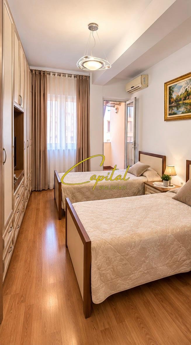 APARTAMENT ME QIRA 2+1 KOMUNA E PARISIT 800 EURO