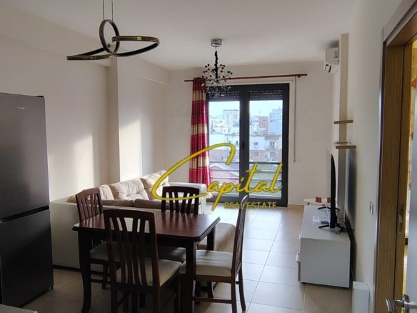 APARTAMENT ME QIRA 1+1 PAZARI I RI 60.000 LEKE