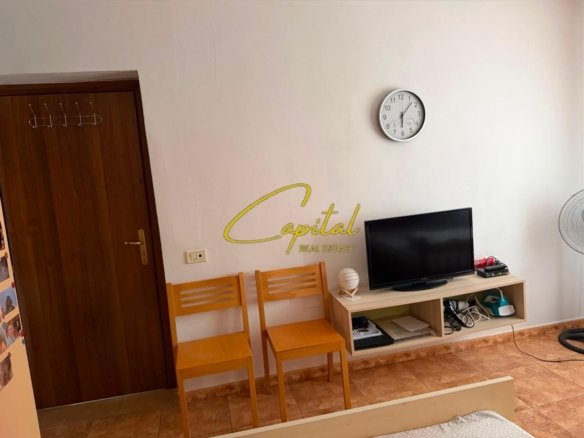 APARTAMENT ME QIRA 1+1 QENDER 50.000 LEKE