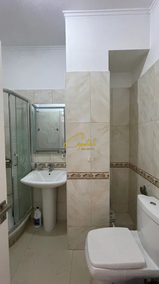 APARTAMENT ME QIRA 1+1 QENDER 800 EURO