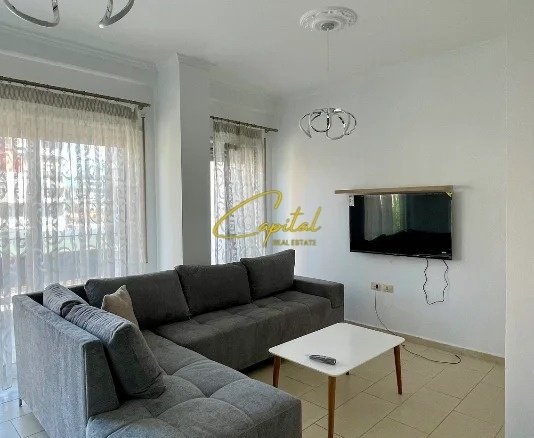 APARTAMENT ME QIRA 1+1 QENDER 800 EURO
