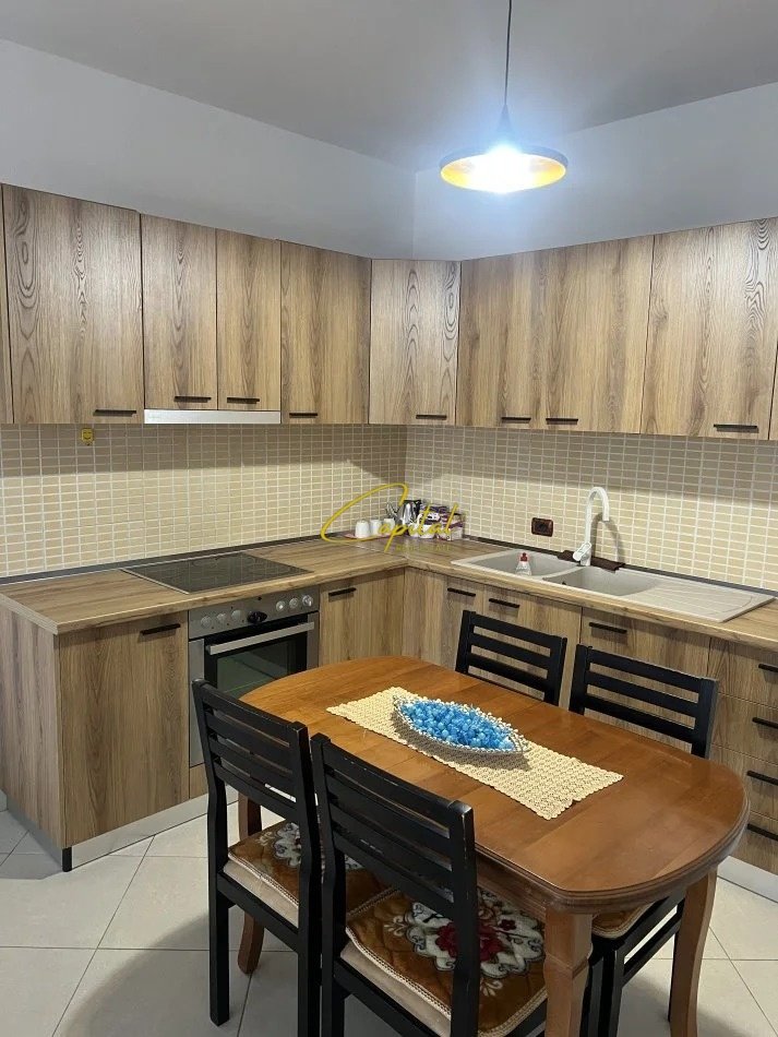 APARTAMENT ME QIRA 2+1+2 ASTIR 600 EURO