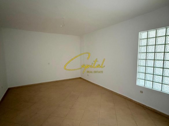 AMBIENT BIZNESI ME QIRA 105 M2 KOMUNA E PARISIT 55.000 LEKE