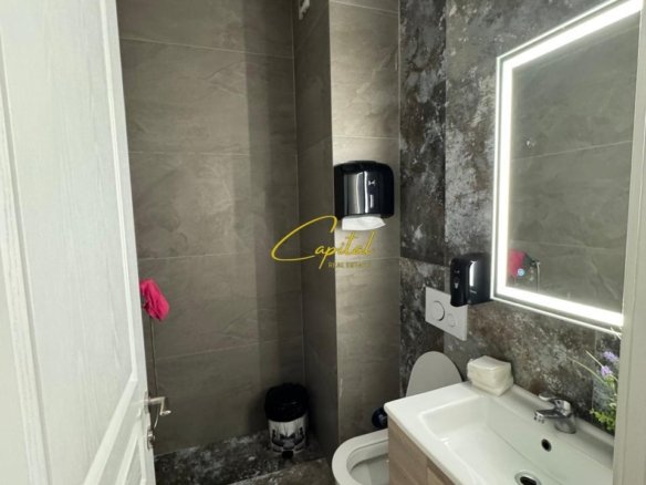 ZYRE ME QIRA 55 M2 KOMPLEKSI GOLDEN PARK 3 60.000 LEKE