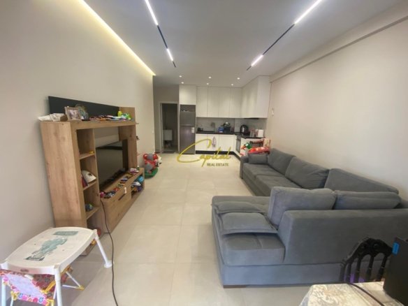 APARTAMENT ME QIRA 1+1 5 MAJI 55.000 LEKE