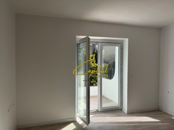 APARTAMENT ME QIRA 3+1 RRUGA BARDHYL 60.000 LEKE
