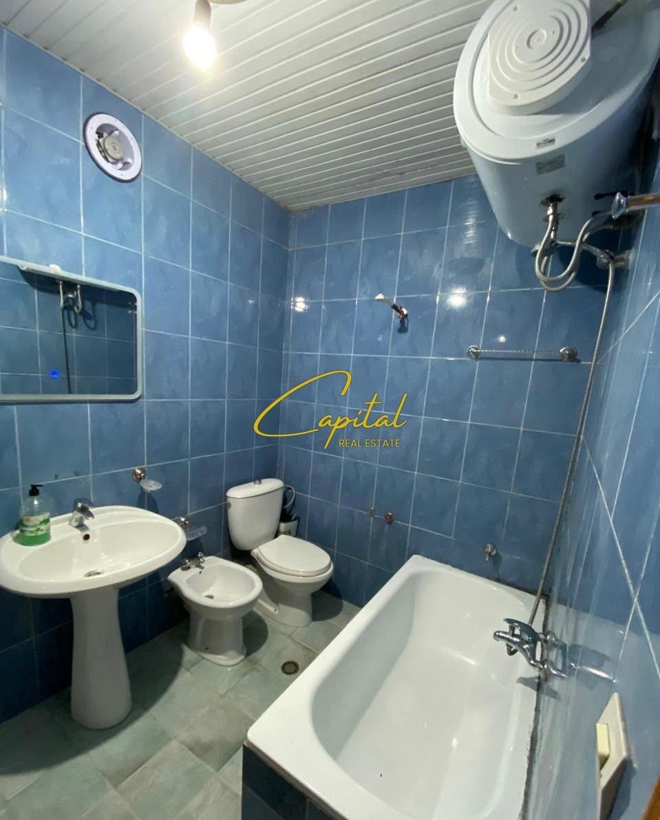 APARTAMENT ME QIRA 1+1 QENDER 45.000 LEKE
