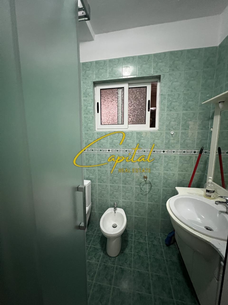 APARTAMENT ME QIRA 3+1+2 SAUK 60.000 LEKE