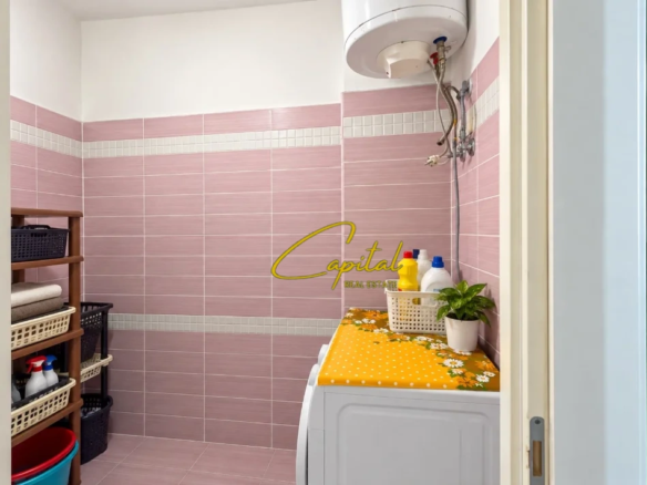 APARTAMENT ME QIRA 2+1 KOMUNA E PARISIT 800 EURO