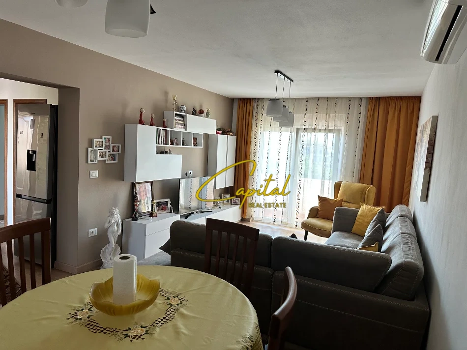 APARTAMENT ME QIRA 2+1 BRRYLI 650 EURO