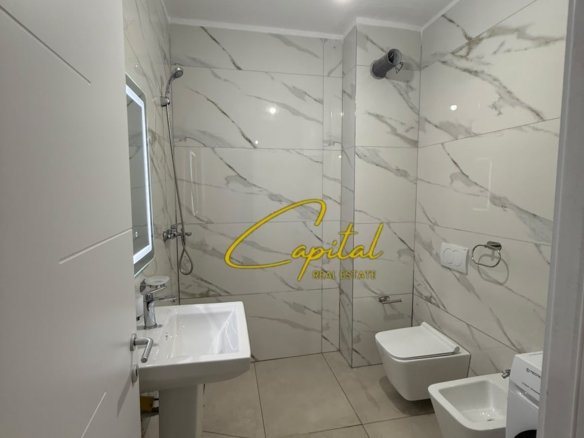APARTAMENT ME QIRA 1+1 PAZARI I RI 55.000 LEKE