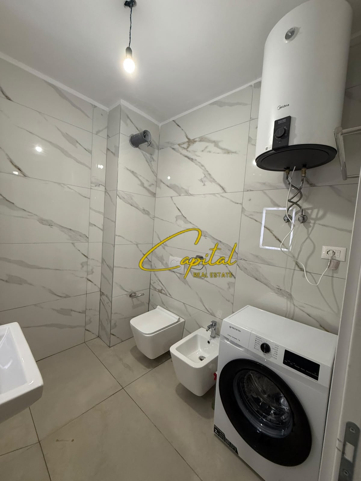 APARTAMENT ME QIRA 1+1 PAZARI I RI 55.000 LEKE