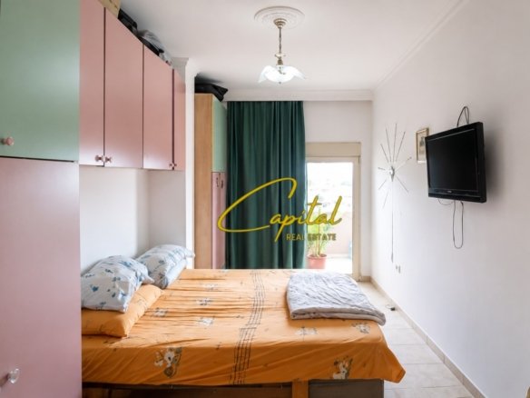 APARTAMENT ME QIRA 2+1 KINOSTUDIO 50.000 LEKE