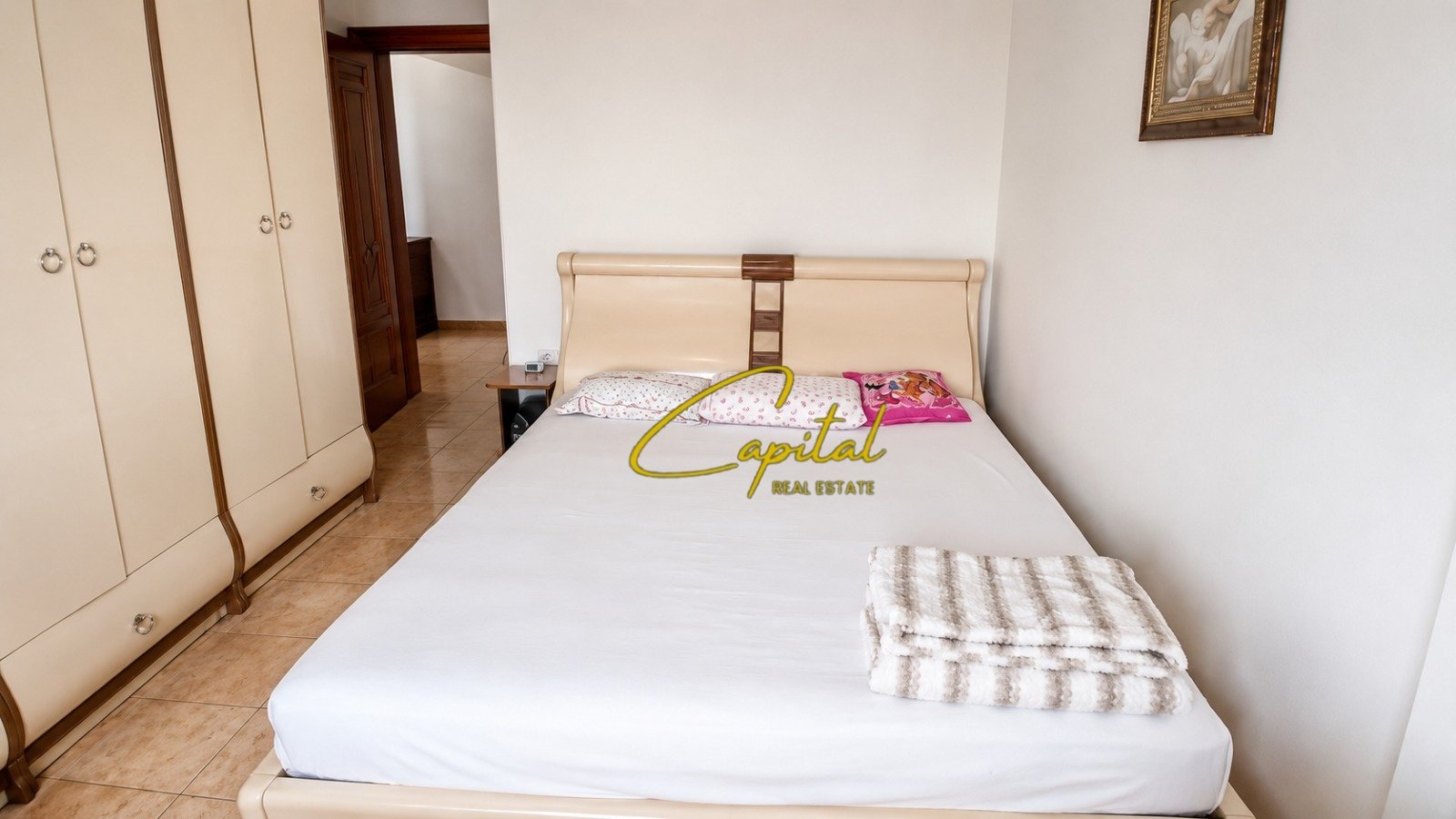 APARTAMENT ME QIRA 2+1 KINOSTUDIO 50.000 LEKE