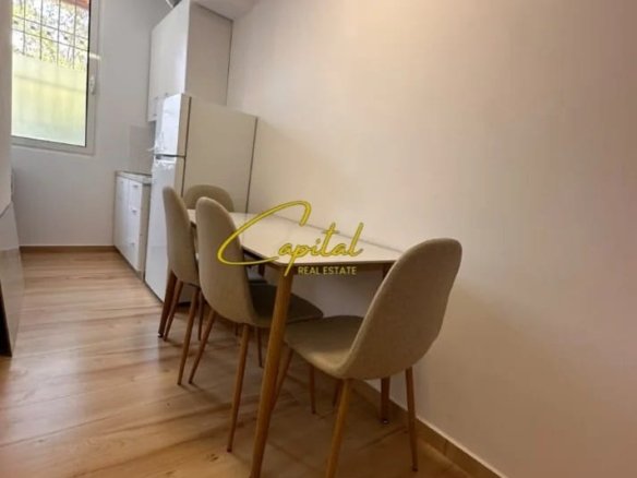 APARTAMENT ME QIRA 1+1 ISH TRGEU ELEKTRIK 50.000 LEKE