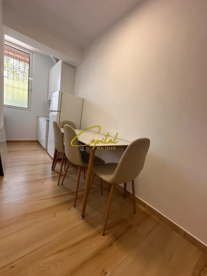 APARTAMENT ME QIRA 1+1 ISH TRGEU ELEKTRIK 50.000 LEKE