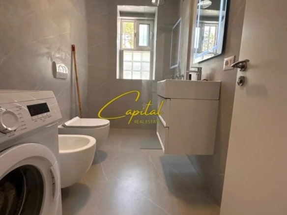 APARTAMENT ME QIRA 1+1 ISH TRGEU ELEKTRIK 50.000 LEKE
