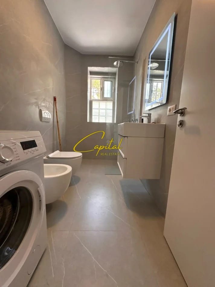 APARTAMENT ME QIRA 1+1 ISH TRGEU ELEKTRIK 50.000 LEKE