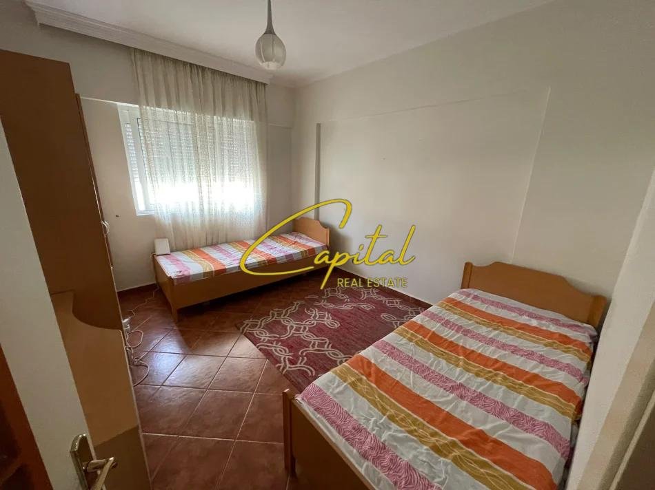 APARTAMENT ME QIRA 2+1 KOMUNA E PARISIT 700 EURO