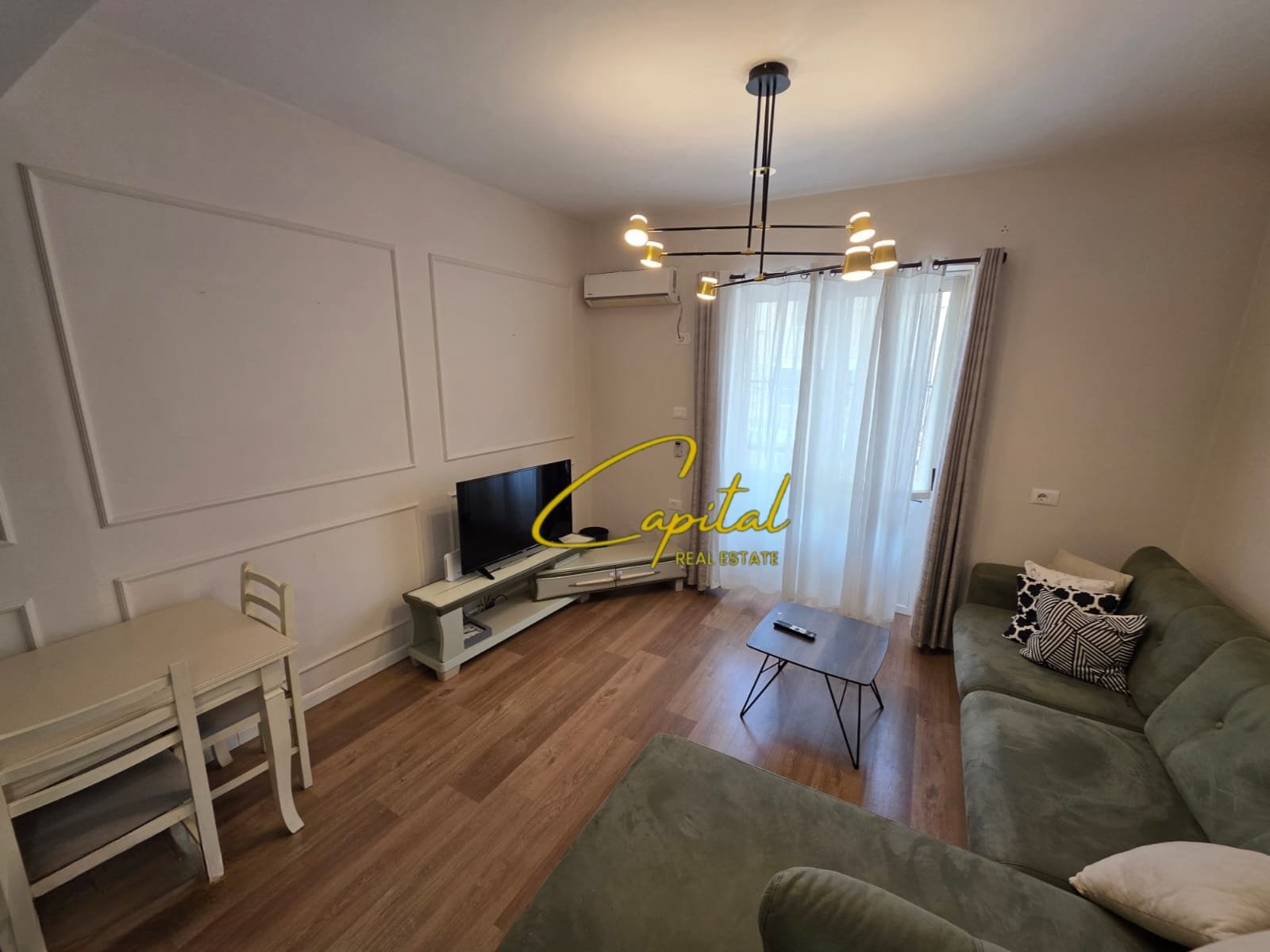 APARTAMENT ME QIRA 1+1 MYSLYM SHYRI 65.000 LEKE