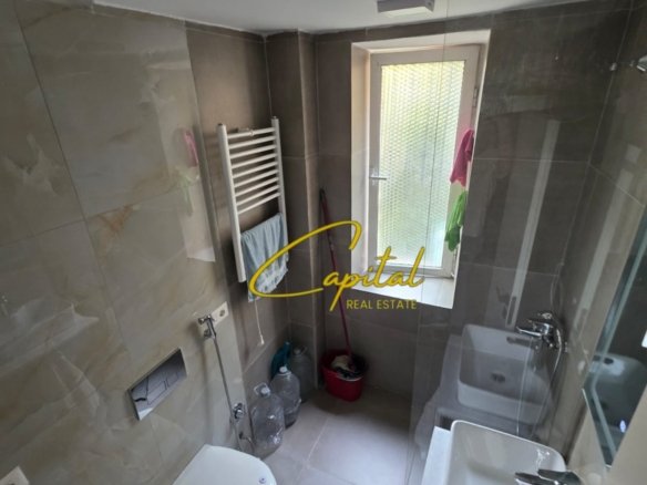 APARTAMENT ME QIRA 1+1 MYSLYM SHYRI 65.000 LEKE