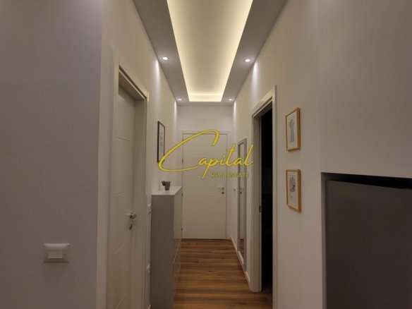 APARTAMENT ME QIRA 1+1 RRUGA E DURRESIT 55.000 LEKE