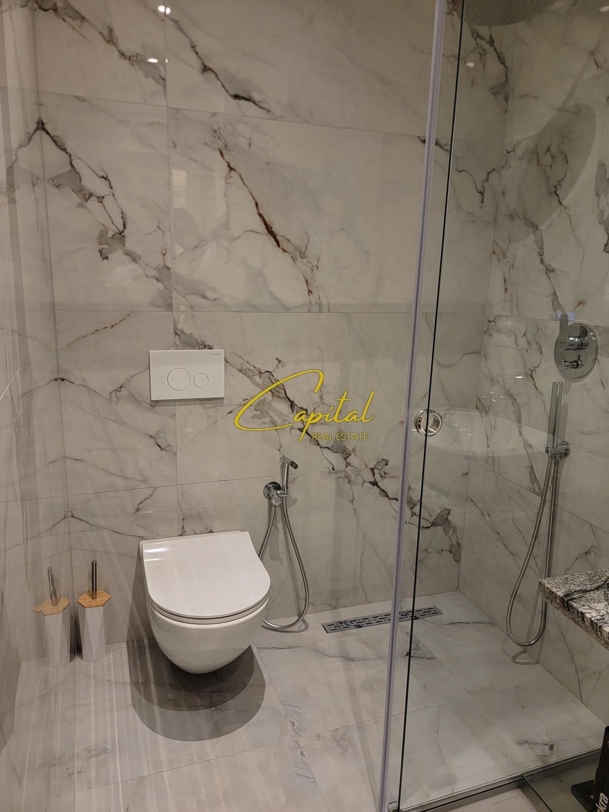 APARTAMENT ME QIRA 1+1 RRUGA E DURRESIT 55.000 LEKE