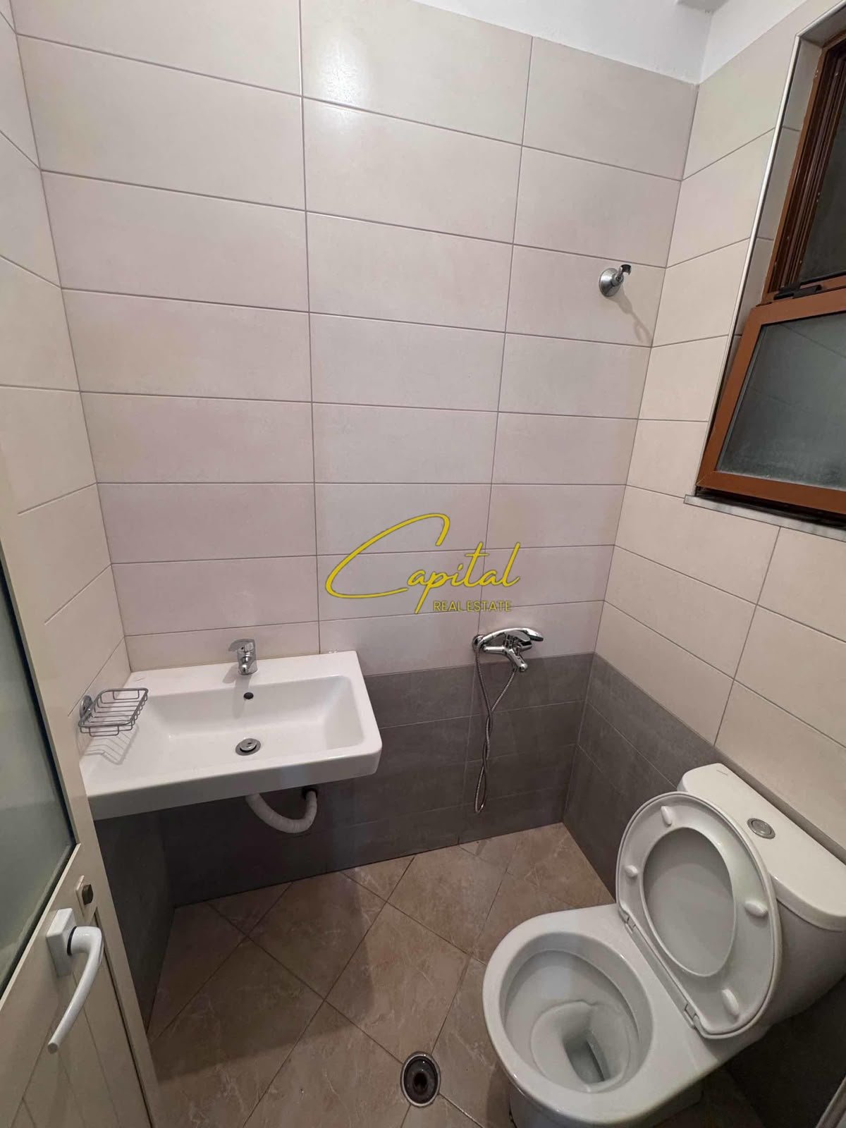 APARTAMENT ME QIRA 2+1 ASTIR 55.000 LEKE